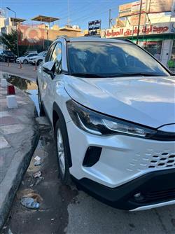 تۆیۆتا کۆرۆلا کرۆس